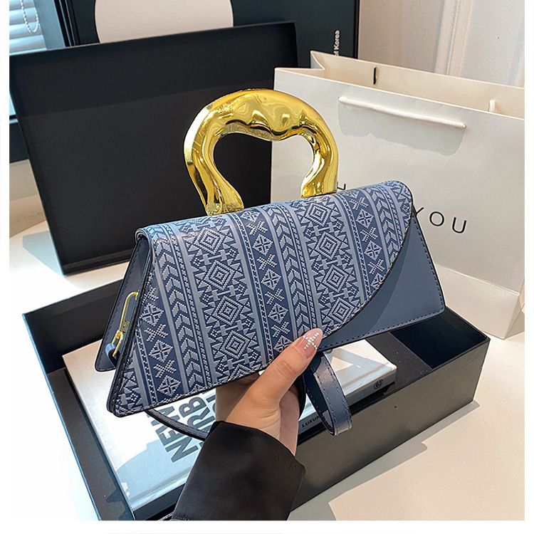 French Shell 2024 New Trendy Western style Electroplated Handbag Printed Splicing Bag_voghion.com