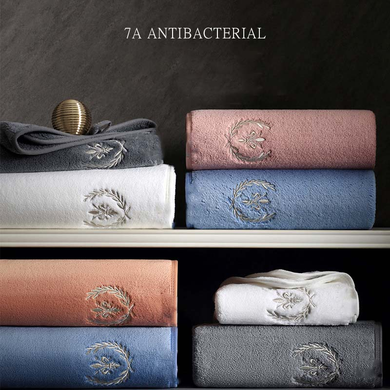 Serviette de bain et de visage antibactérienne en polaire corail 7A - Ultra douce et absorbante, douce pour la peau (nouveau design hypoallergénique)_voghion.com