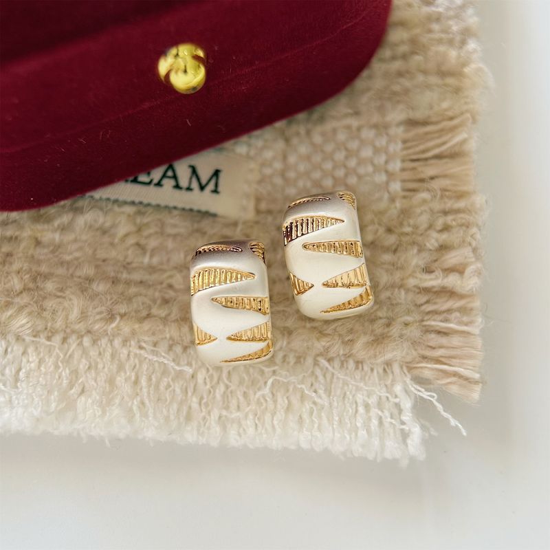 Orecchini da donna semplici, placcati in oro, leggeri e lussuosi, in argento e oro, personalizzati, versatili e bicolore, di alta qualità._voghion.com