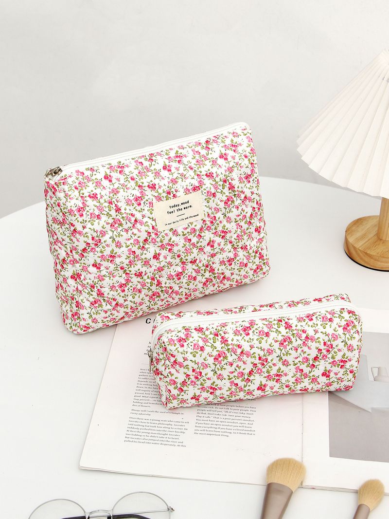 Ins Style Frische und süße Blumen-Make-up-Tasche, süße Kulturtasche für Studenten mit großer Kapazität, tragbare Aufbewahrungstasche für die Hautpflege_voghion.com