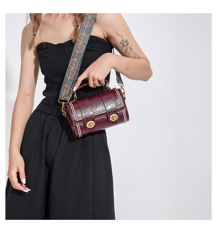 Foreign Trade Cross-border New Retro High-end Diagonal Bag Bag Female Korean Version Simple Atmosphere Lady Handbag_voghion.com