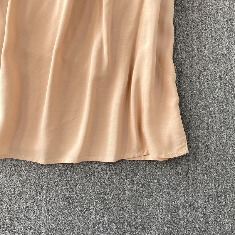 Elegante camicetta in pizzo con collo alto e gonna patchwork attillata – Completo sofisticato in due pezzi per donna_voghion.com