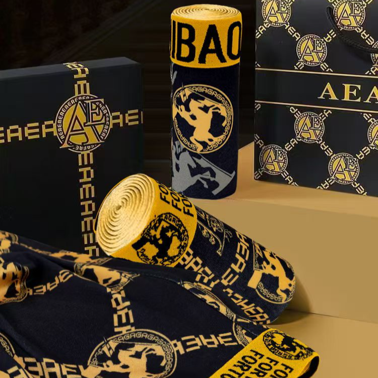 Temperamento aristocratico stile caldo nero e oro intimo maschile nobile intimo maschile boxer shorts e-commerce fabbrica vendita diretta all'ingrosso_voghion.com