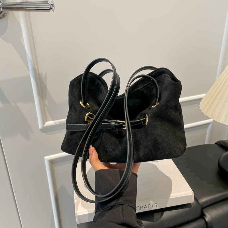 Drawstring Bucket For Women 2025 Autumn New Simple Versatile High-Quality Texture Single Shoulder Crossbody Bag_voghion.com