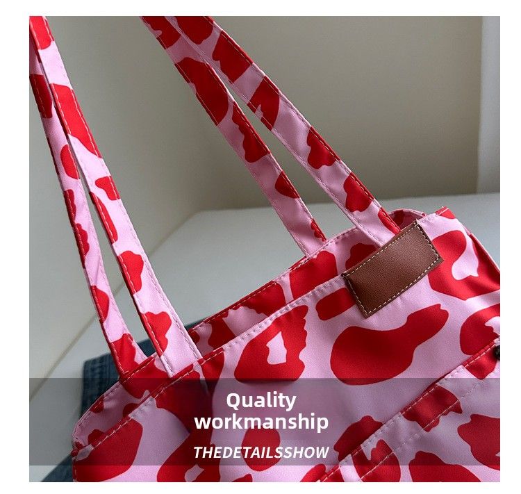 Leopard Print Canvas Tote Bag Women's Large-capacity Bag Portable Commuter Bag Versatile Shoulder Mommy Bag_voghion.com