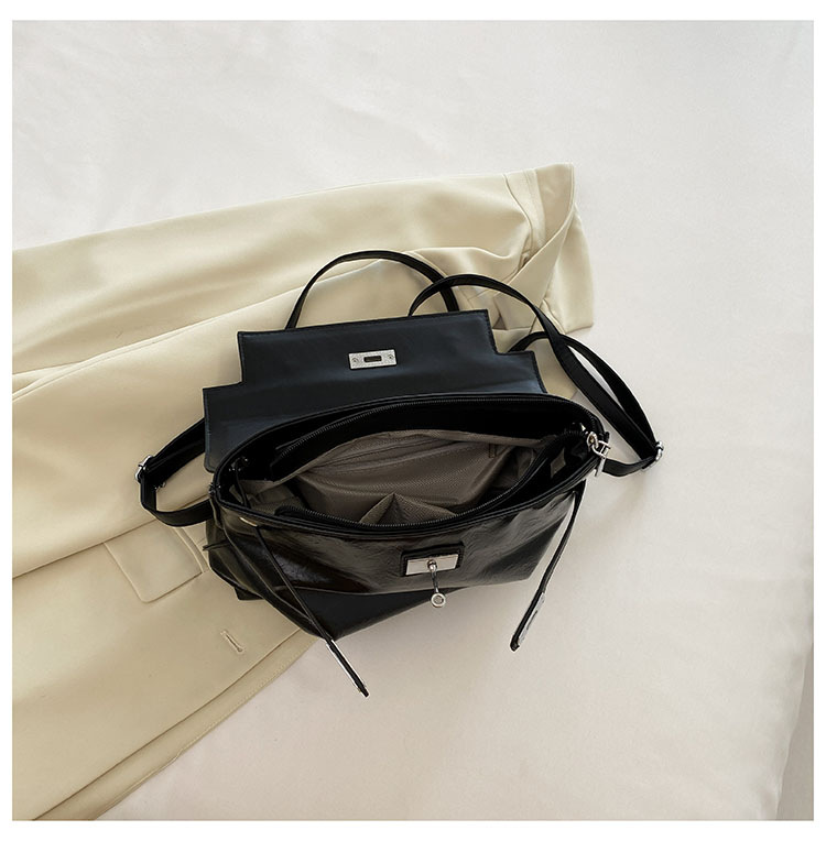 Bag Women's Bag New Retro One Shoulder Crossbody Handbag Large Capacity Original Small Design Backpack_voghion.com