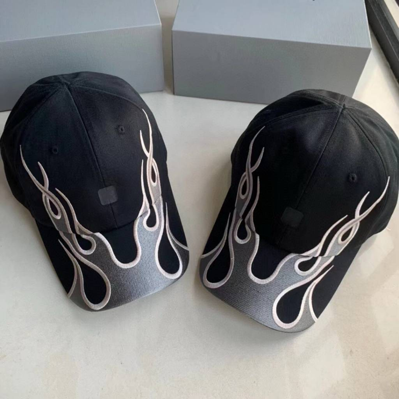 A Baseball Cap With A Flame Pattern Printed On It, Suitable For Men And Women To Wear In Spring And Summer, Is A Suitable Sunscreen Hat_voghion.com