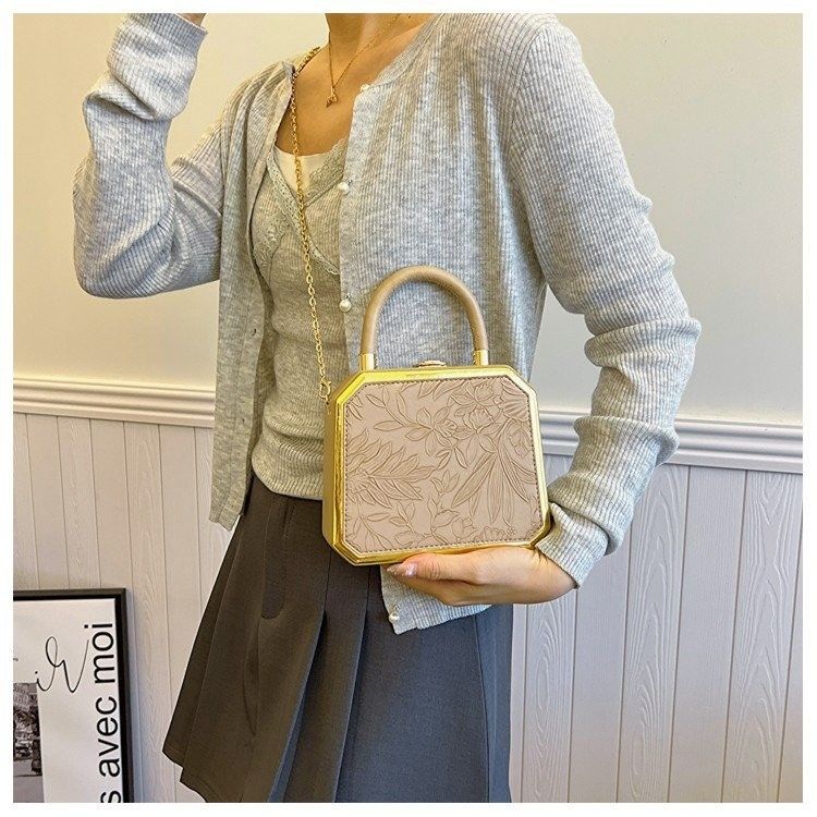 Women's High-End New Fashion Handbag Crossbody Shoulder Evening Versatile Box Bag_voghion.com