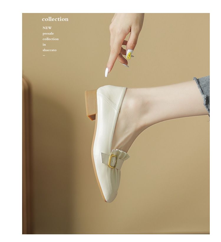 Schuhe mit quadratischer Spitze und dickem Absatz für Damen, Herbst 2024, neue quadratische Schnalle, plissierte, vielseitige, flache Öffnung, mittlerer Absatz, Oma-Schuhe, Damen-Arbeitsschuhe_voghion.com