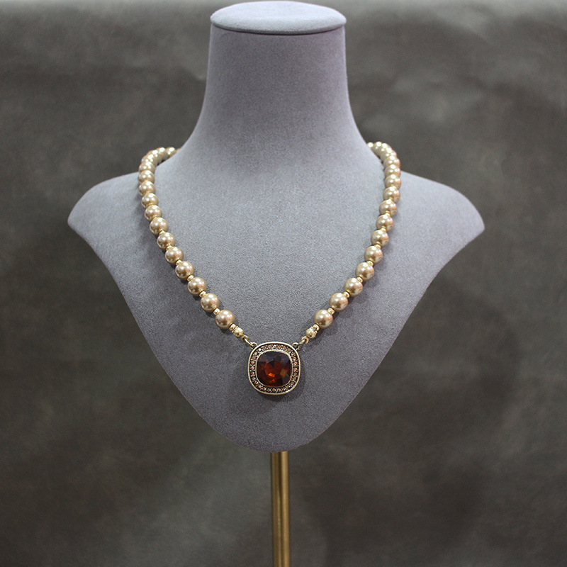 Orecchini da donna fabbrica di gioielli collana di perle di vetro invecchiato retrò clip per orecchio con zolletta di zucchero pietra preziosa di smeraldo strass ceco_voghion.com