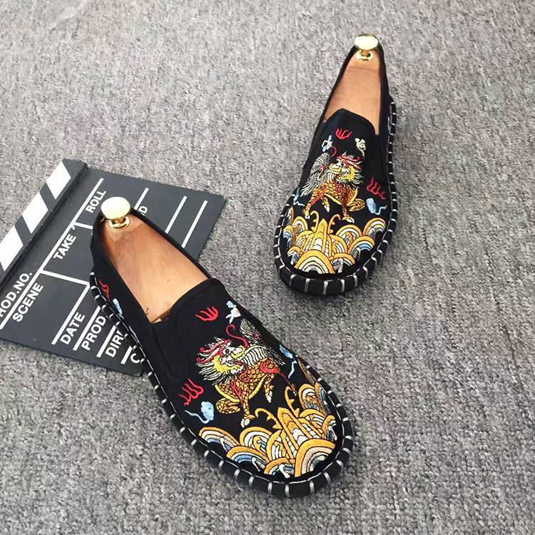 Leisure Embroidered Xishan Handmade Cloth Shoes Men And Women's Old Beijing Breathable Social Bean Shoes Canvas_voghion.com