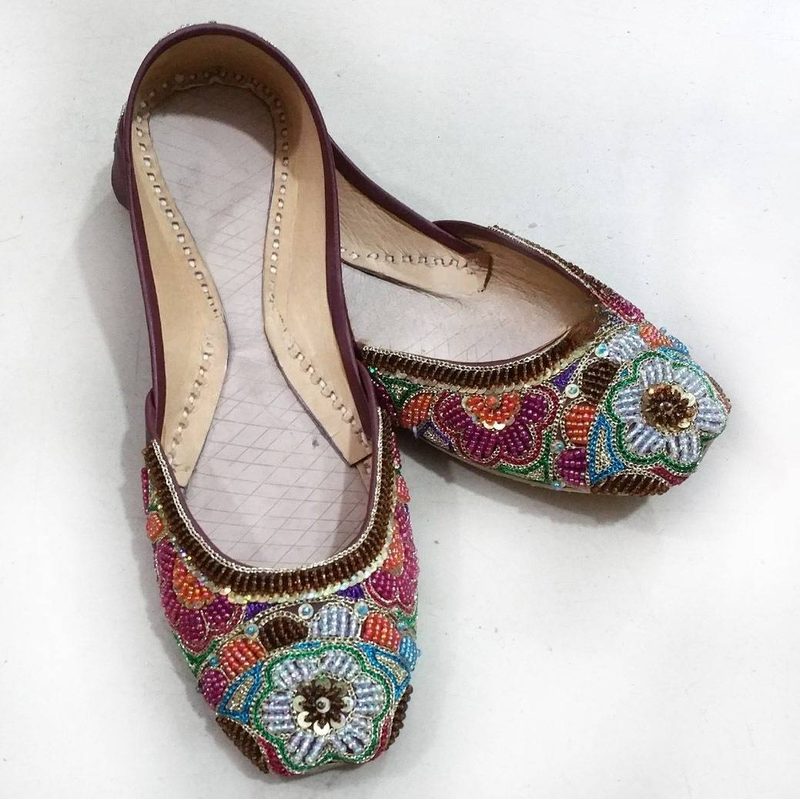 Damesschoenen Leren schoenen Dames ronde neus Platte schoenen met kralenborduursel_voghion.com