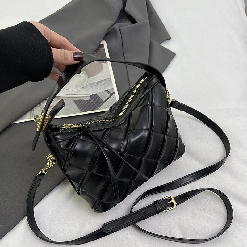 Versatile nicchia ins per le donne, versione coreana alla moda 2024, popolare bento sotto le ascelle b, lunch box portatile con griglia a diamante_voghion.com