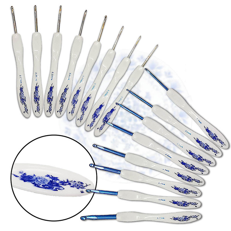 Strickwerkzeug Feine Pullovernadel Kleiner gebogener Griff Blaues und weißes Porzellan Dicke Häkelblisterverpackung_voghion.com