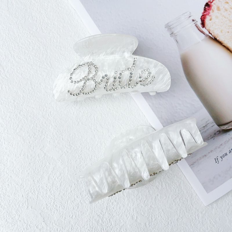 French Elegant Rhinestone Letter Acrylic Hair Clip Large High End Back Of The Head Clip Valentine's Day Hair Clip Hair Accessories_voghion.com