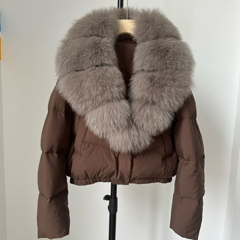 Luxury Winter Short Down Jacket For Women With Detachable Fox Fur Collar, High-Quality White Duck Down, Elegant & Stylish, Loose Fit, Warm_voghion.com