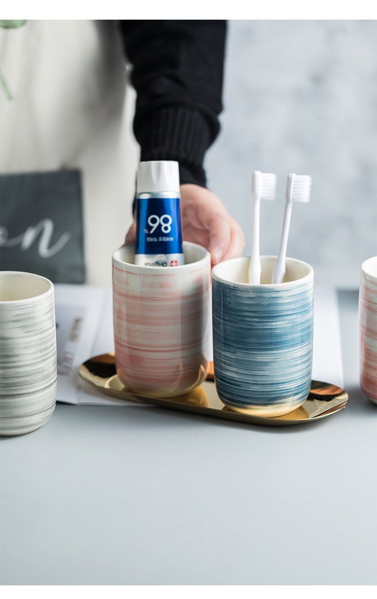 Normann Copenhagen - Bicchiere portaspazzolino in vetro riciclato - Set per coppia sostenibile
_voghion.com