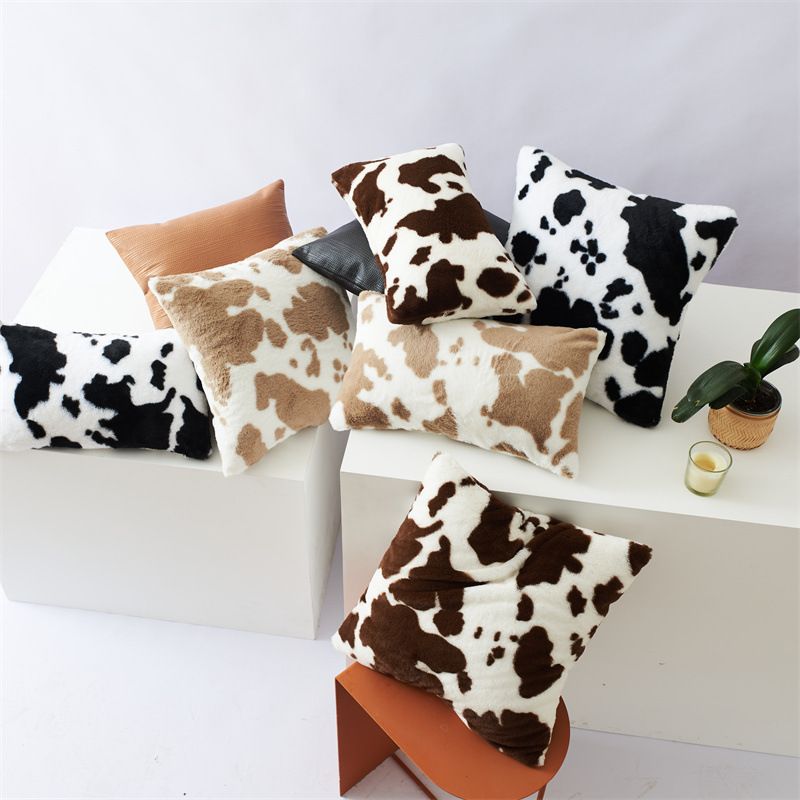 Vente à chaud transfrontalière 2022 nouvelle taie d'oreiller en peluche double face en forme de fleur de vache, coussin de canapé imprimé super doux de style artistique_voghion.com
