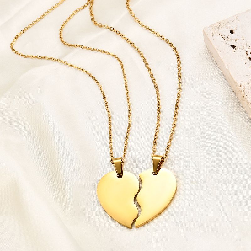 Modische kombinierte Halskette mit Halbherzanhängern und Kette aus Edelstahl für Liebhaber_voghion.com