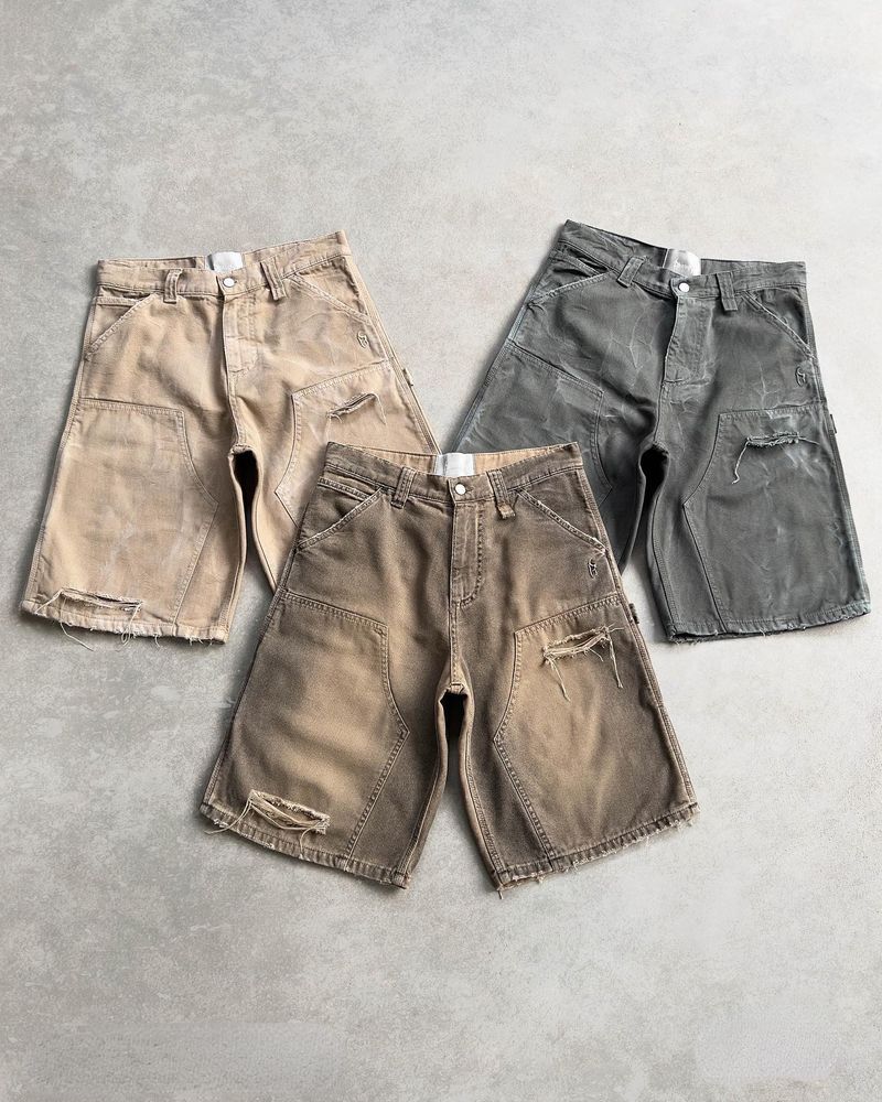 Damenbekleidung Trendy Washed Distressed Denim Shorts High Street Design Zerrissene, lockere, vielseitige Shorts_voghion.com