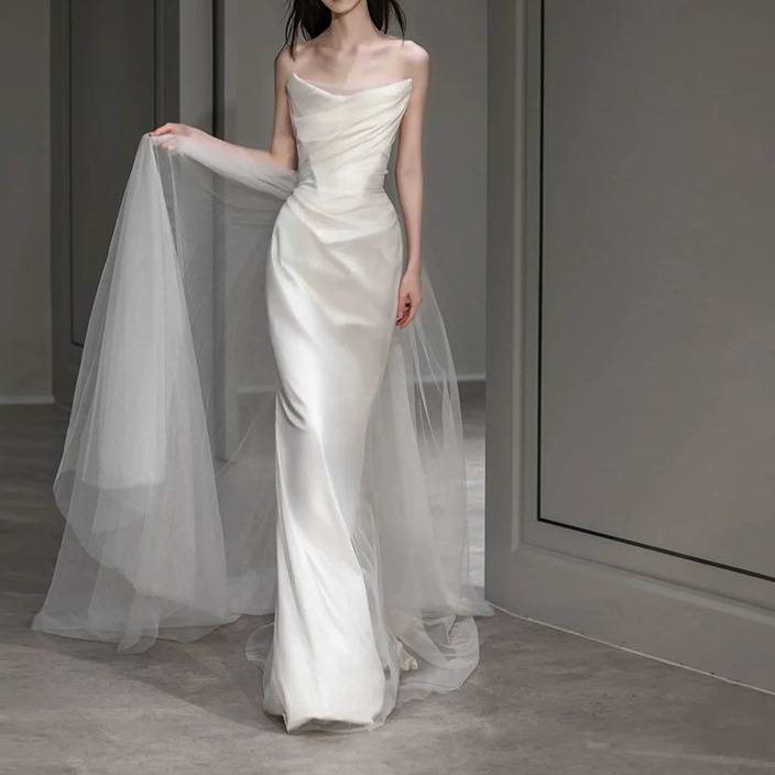 Women's Clothing One Shoulder Light Wedding Dress With Temperament And Trailing Forest Style Travel Photography Simple Long Sleeved Dress_voghion.com