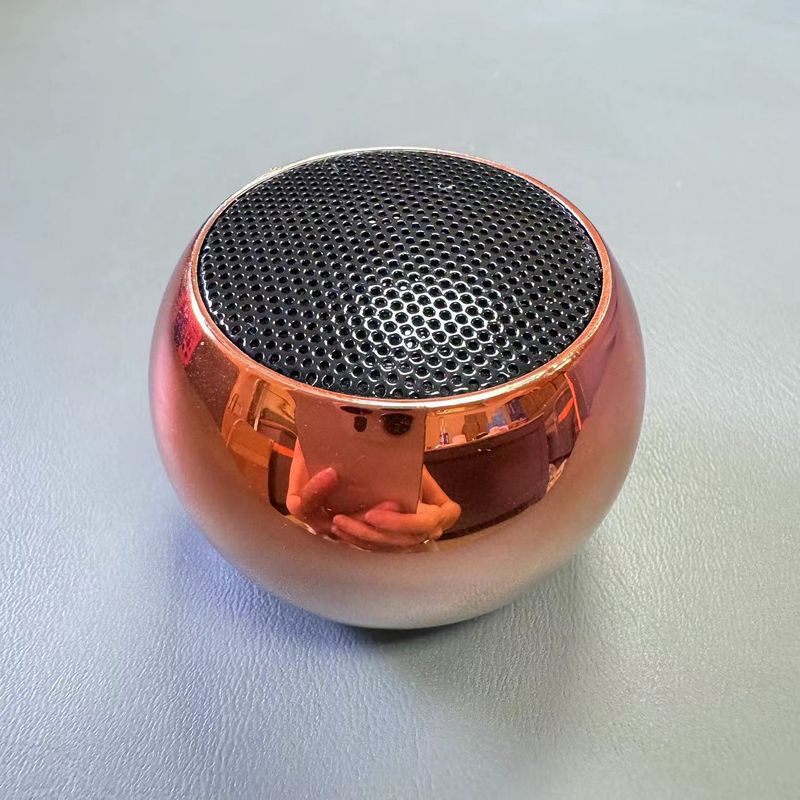 M3 Enceinte Bluetooth portable sans fil électroplaquée Sound Blaster avec invite vocale dégradée Mini modèle privé_voghion.com