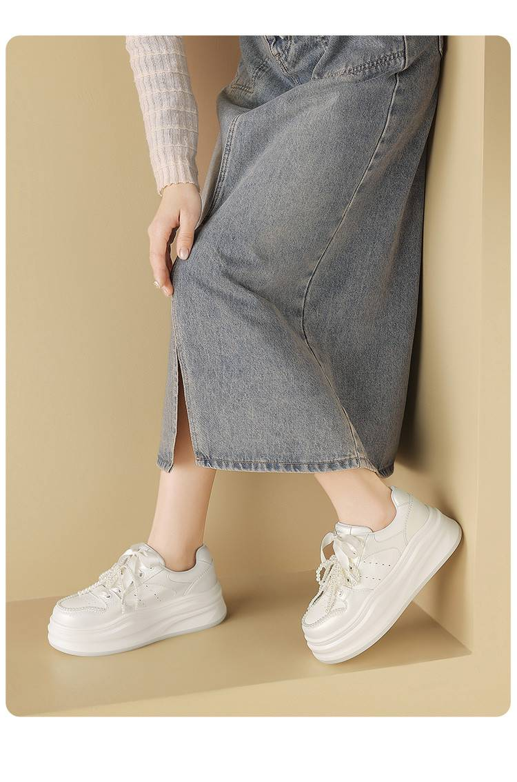 Cameido Donna Primavera 2025 Suola Spessa - Sneakers Bianche Con Perle E Fiocchi, Scarpe Slip-On Con Plateau Per Ragazze Minute, Design Alla Moda_voghion.com
