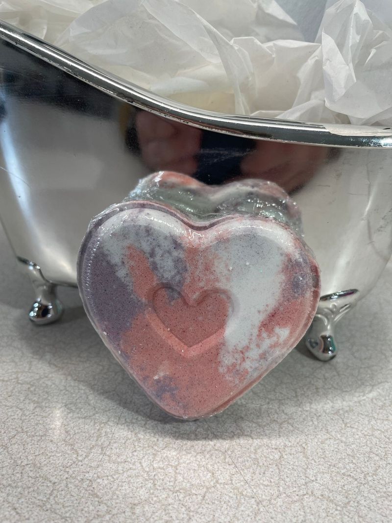 Valentines Day Bath Bombs_voghion.com