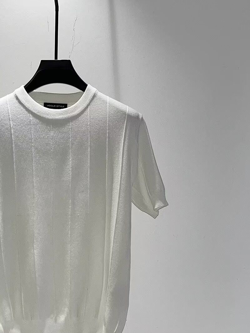 Männerkleeder 2024 Summer Nei Slim Äisseid Gestrickte Ronn Hals Kuerzärm T-Shirt Männer T-Shirt Yuppie T-Shirt Männer_voghion.com