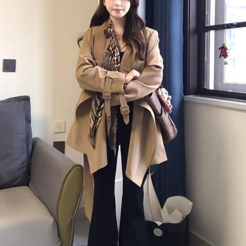 Korean Style New Autumn Khaki Short 2025 Super Beautiful Trench Coat For Petite Women With Design Sense_voghion.com
