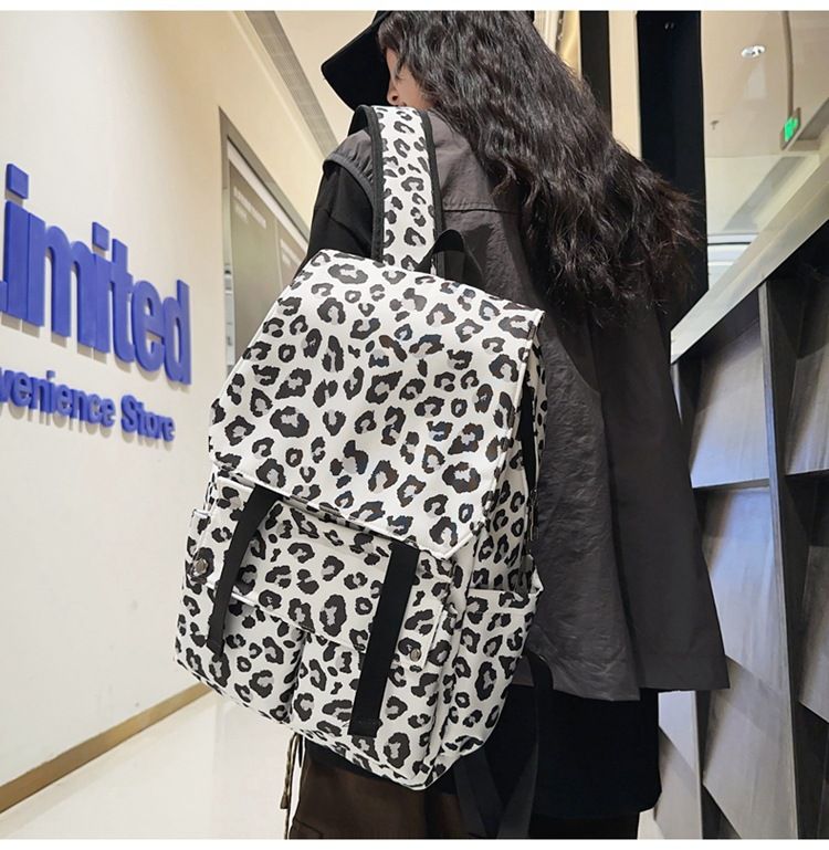 Women's Leopard Print School Bag Fashion Casual Large Capacity Backpack_voghion.com