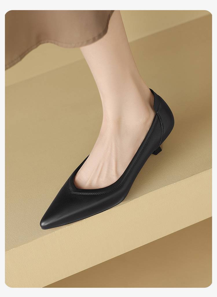 Cameido Pumps mit spitzer Spitze und niedrigem Absatz für Damen. Diese Schuhe sind ideal für den Frühling und eignen sich perfekt für den Weg zur Arbeit und den Berufsweg._voghion.com