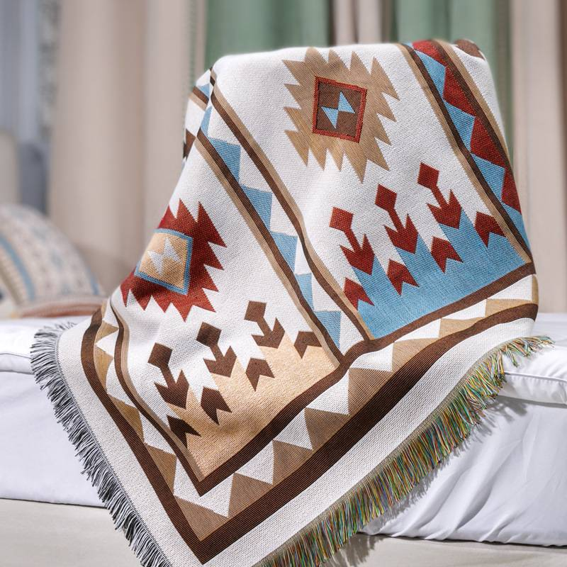 Camping Moisture Proof Picnic Mat Jacquard Tapestry All Inclusive Towel Cover Wire Dustproof Sofa Blanket_voghion.com