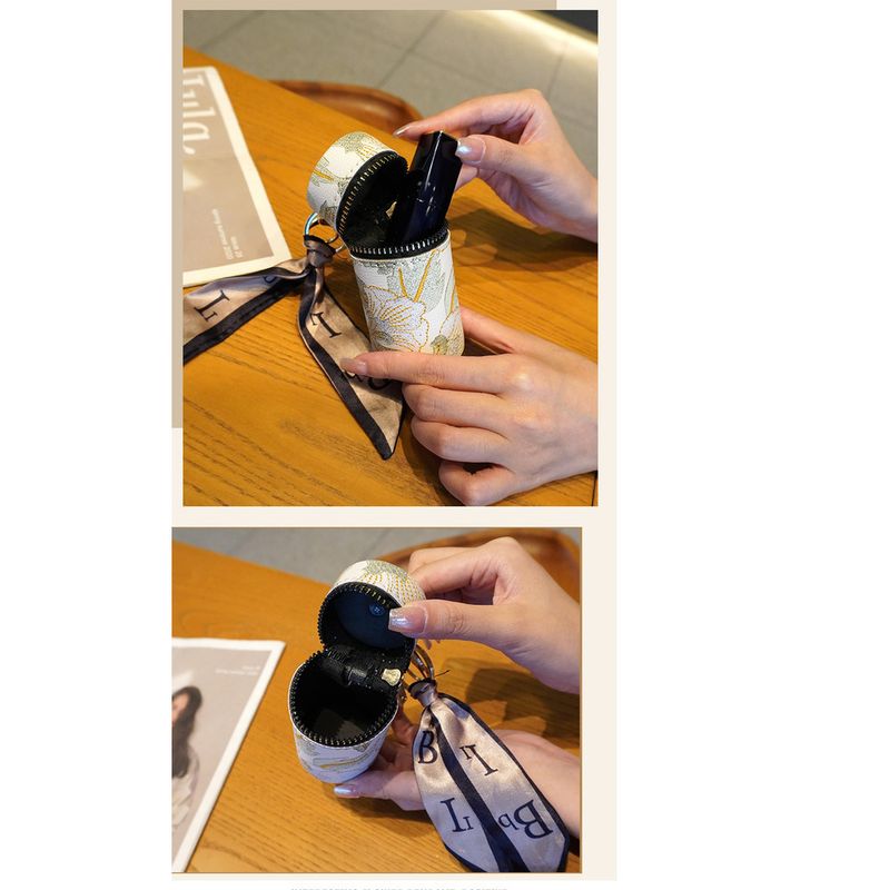 Creative style handmade embroidery with bucket mouth, red envelope keychain, exquisite female car key pendant,_voghion.com