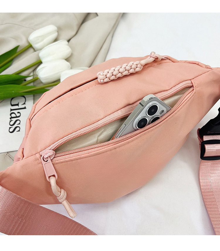 Versione coreana semplice in nylon piccolo per donna in primavera ed estate 2024, nuova trama tracolla larga, singolo_voghion.com