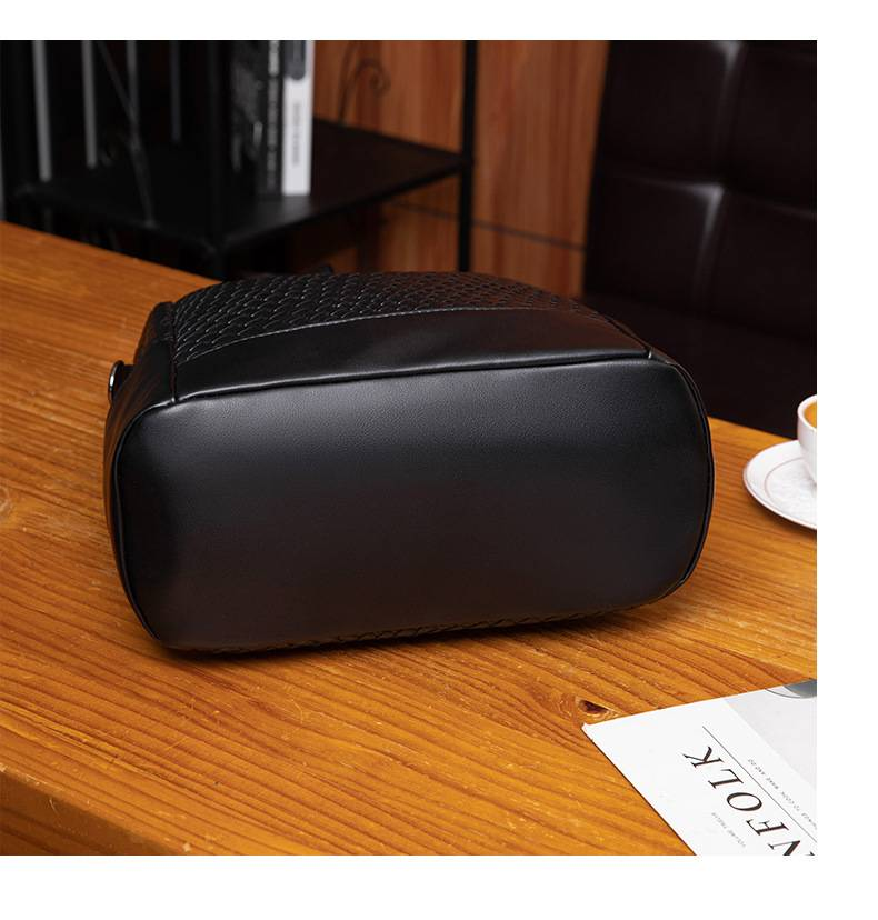 Fashion Soft Leather Backpack Women's Large Capacity Travel Backpack High Set Light Luxury_voghion.com