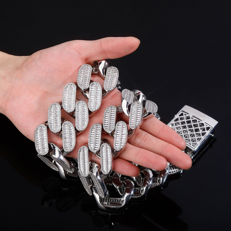 New 39mm Full Diamond T Square Diamond Hip Hop Cuban Chain Necklace Men's Nightclub Rap Super Flash Accessories_voghion.com