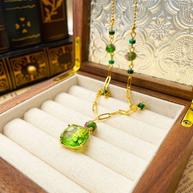 Exquisite Kristallglas-Pfauenstein-Patchwork-Halskette im chinesischen Stil, frisch und vielseitig, High-End-Sinn_voghion.com