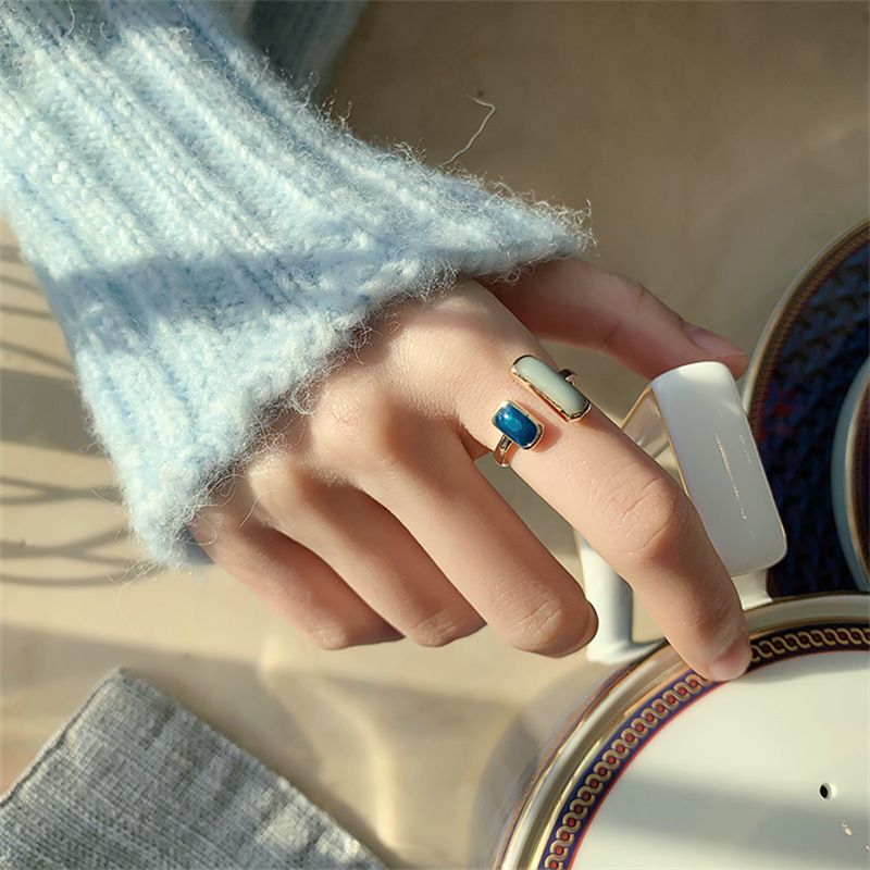 Nuovi anelli quadrati blu che gocciolano olio, anelli di apertura semplici retrò francesi di lusso, gioielli da donna alla moda e temperamento_voghion.com