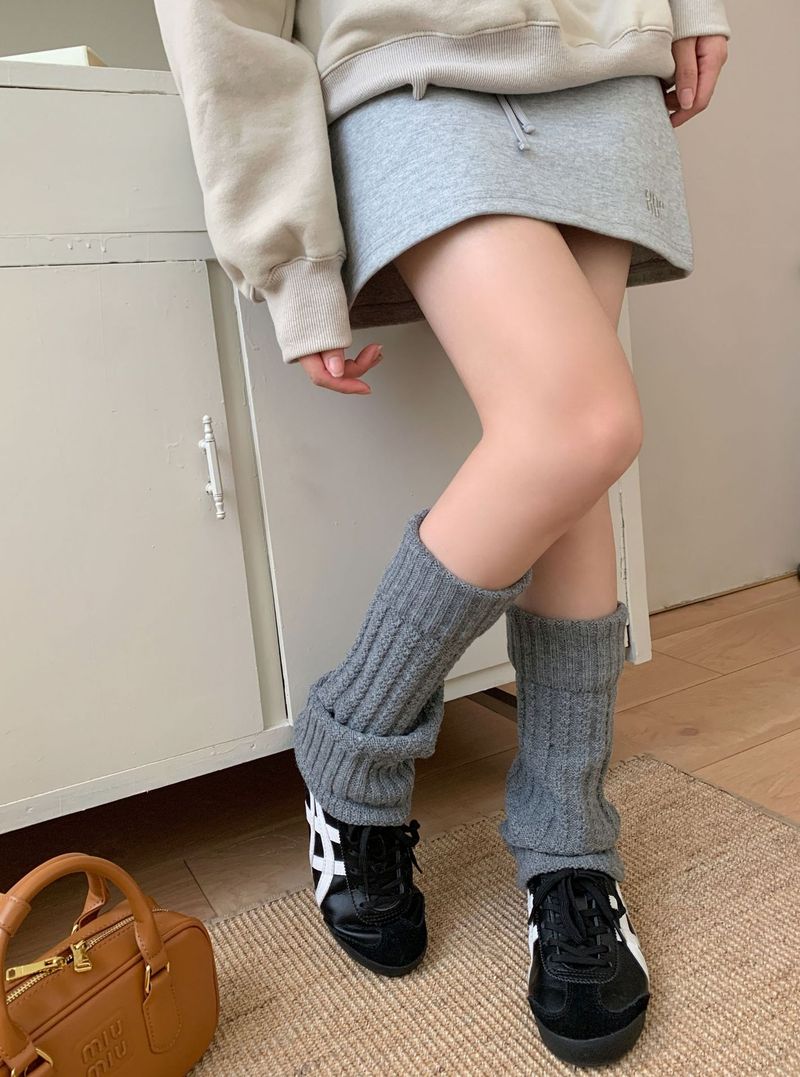 Chaussettes hautes épaisses et chaudes grises pour femme, nouvelle collection automne/hiver 2025_voghion.com