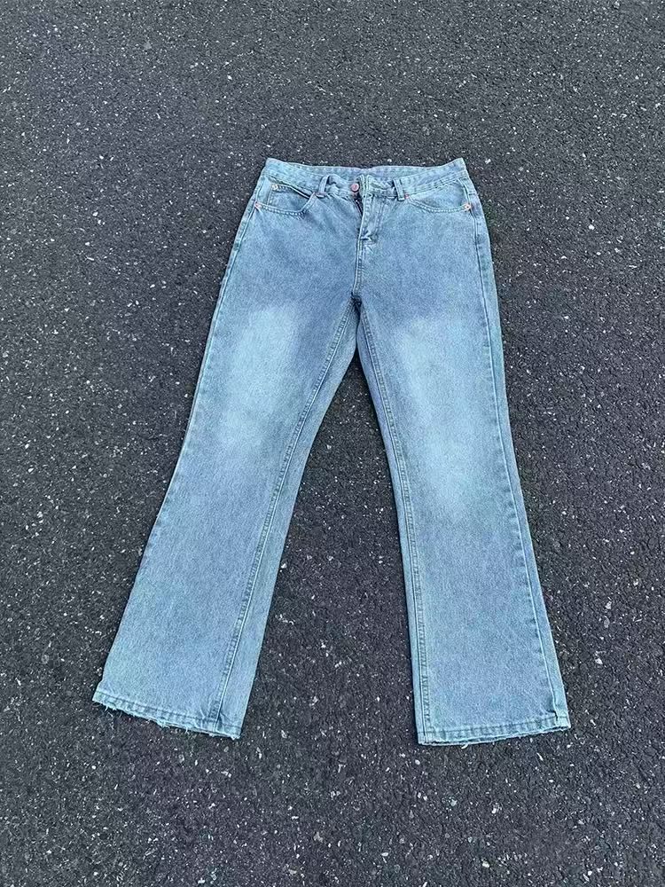 Hellblaue Vintage-Jeans für Herren, Retro-amerikanisches Straight-Leg mit dezentem Schlag, High-Street-Mode für Jugendliche, verwaschener Denim_voghion.com