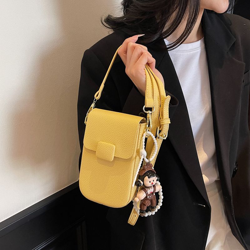 Niche Design Mini Phone For Women 2025 Summer New Fashion Textured Magnetic Buckle Shoulder Crossbody Bag_voghion.com