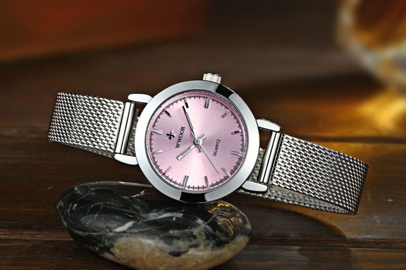 Reloj de cuarzo elegante para mujer con esfera pequeña y correa de malla, resistente al agua, informal, para uso diario, con correa de malla redonda._voghion.com