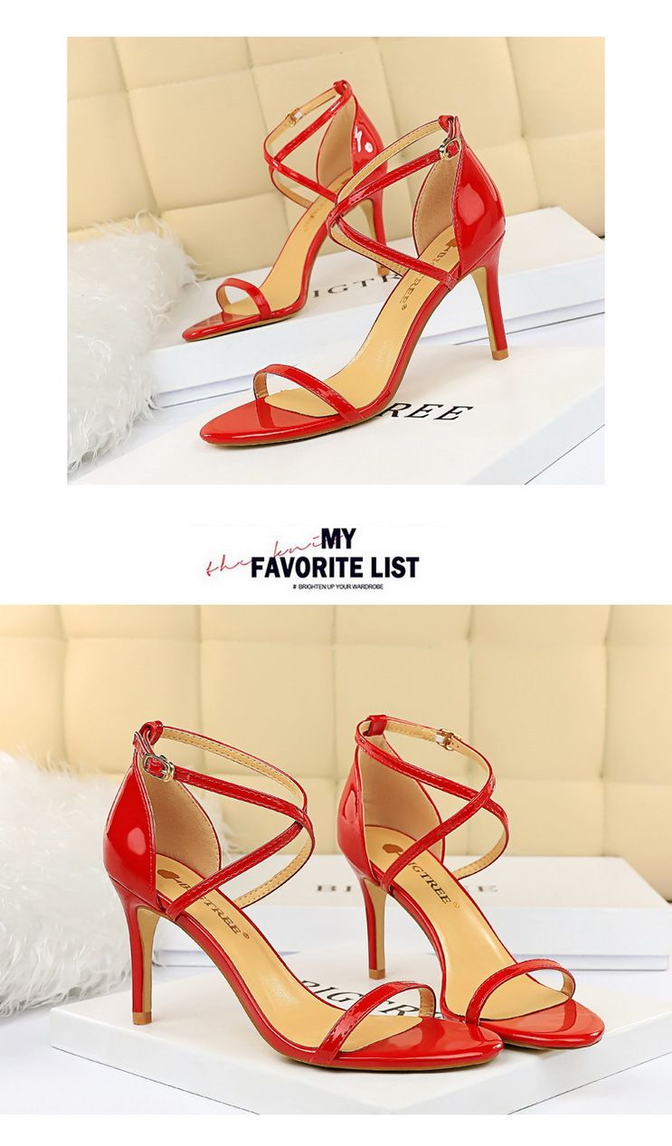 126-A7 mode été Simple mince talons hauts laqué en cuir croix sangle Sexy discothèque sandales_voghion.com