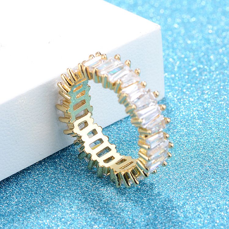 Anello da donna con diamanti quadrati a forma di gradino, alla moda e semplice, in argento 925_voghion.com