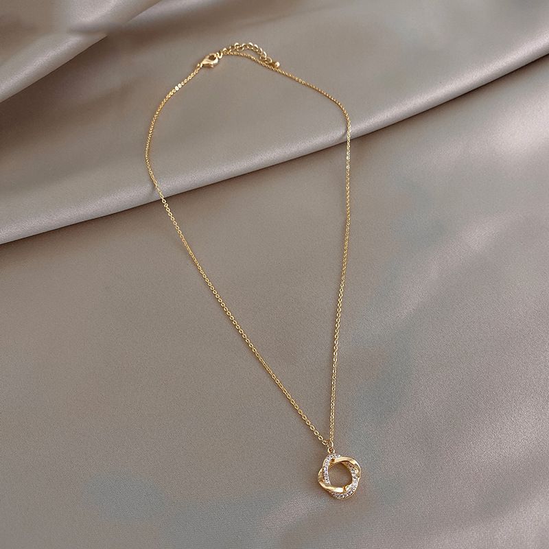 Zuid-Korea's Oostpoort Gepersonaliseerde Trendy Diamant Ingebedde Geometrische Halsketting Halsketting Mesh Rood_voghion.com