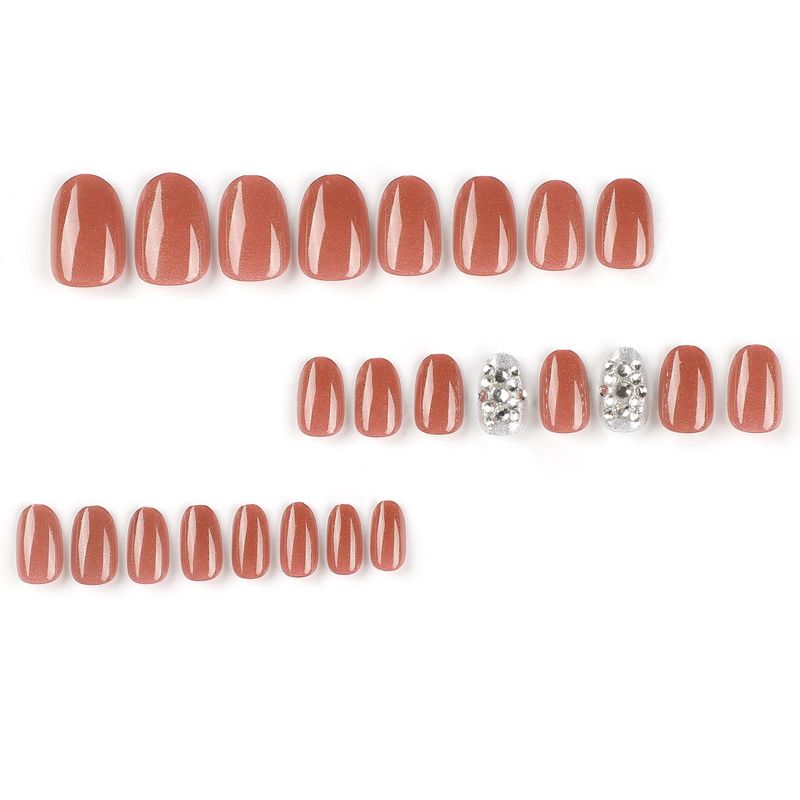 Tragefliesen, rote Strasssteine, silbernes Glitzerpulver, tragbare Patches, fertige Nagelpatches_voghion.com