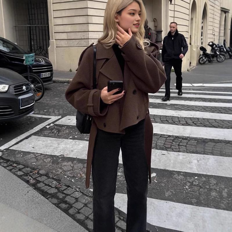 Abrigo largo de mezcla de lana para mujer: abrigo de invierno clásico estilo gabardina con solapa de muesca y diseño cruzado._voghion.com