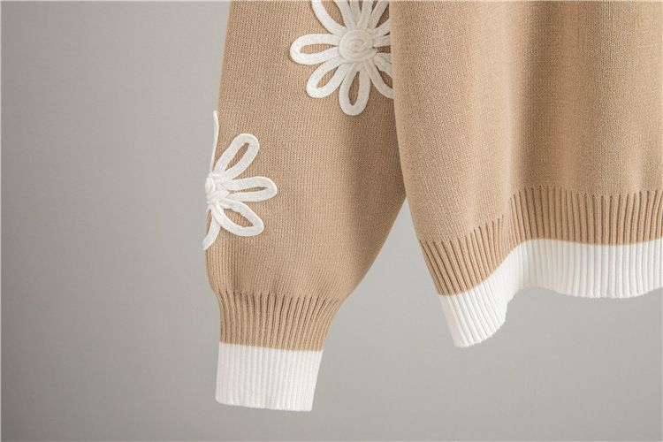 Completo elegante con maglione lavorato a maglia e pantaloni a gamba larga - Ricamo floreale, completo casual chic in due pezzi (disegno a righe e jacquard, misto viscosa e poliestere)_voghion.com