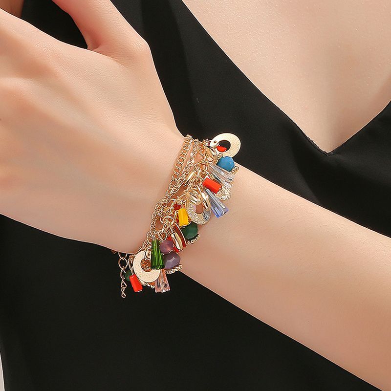 Modisches Armband im Bohemian-Stil mit Glaskristallen in gemischten Farben und mehreren Schichten Perlenkette_voghion.com
